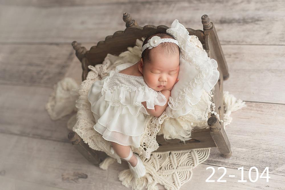Newborn Photo Props and Dress