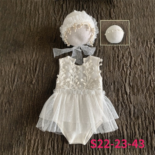 Newborn Photo Props and Dress